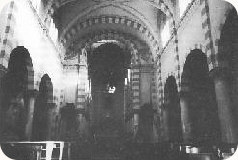 la navata prima del restauro